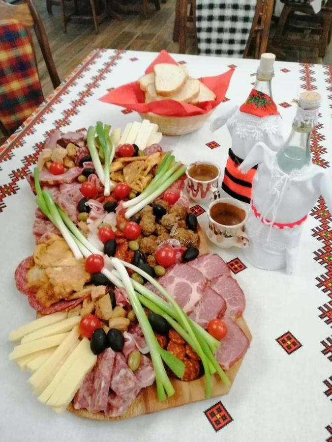 Pensiunea Plai Strabun Strîmtura Екстериор снимка